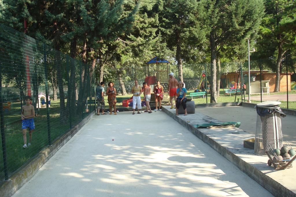 Club Del Sole Roseto Degli Abruzzi Easy Camping Village Exterior photo